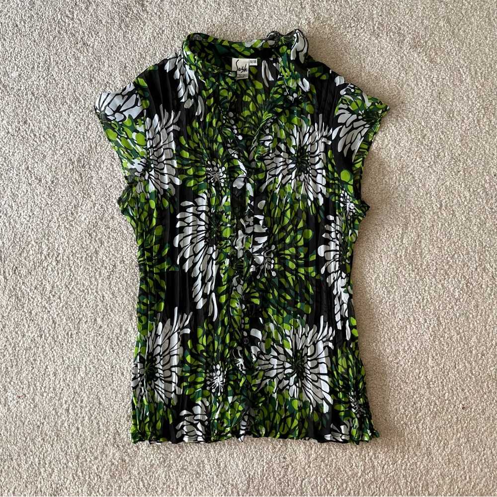 Women’s Sheer Floral Pleated Short-Sleeve Blouse‎